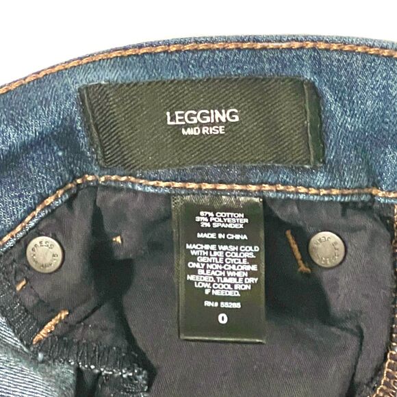 Express Jeans Medium Wash Mid Rise Legging 5-Pocket Skinny Jeans - Picture 3 of 8